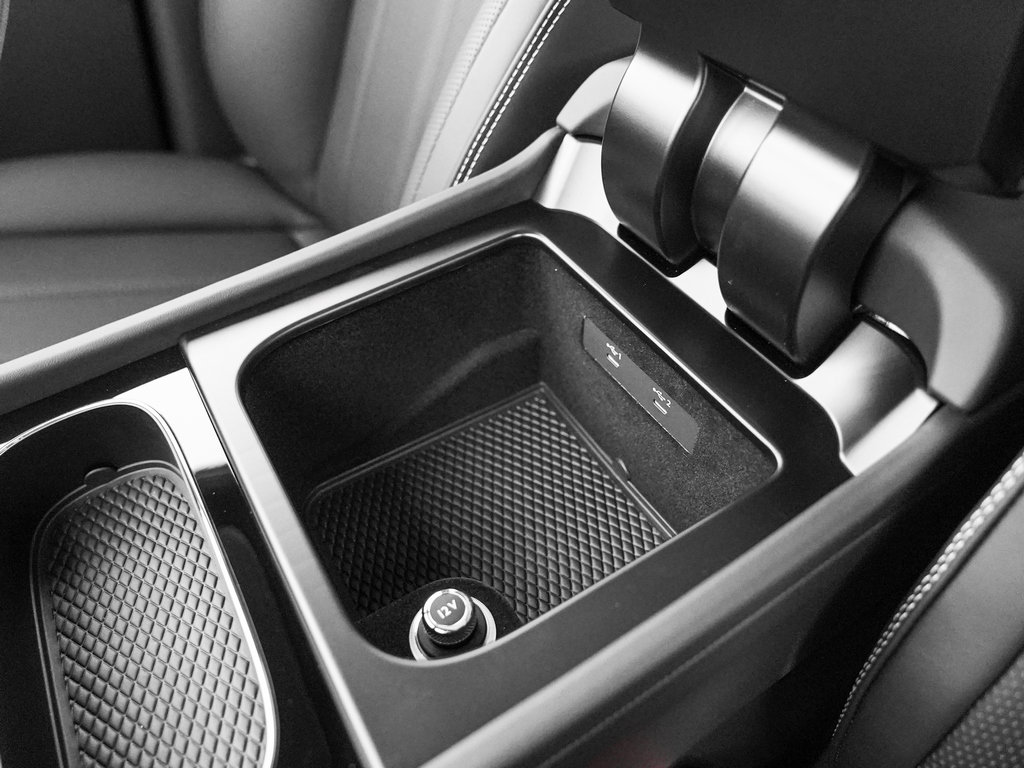 New 2026 Bentley Bentayga AWD/4WD image 23