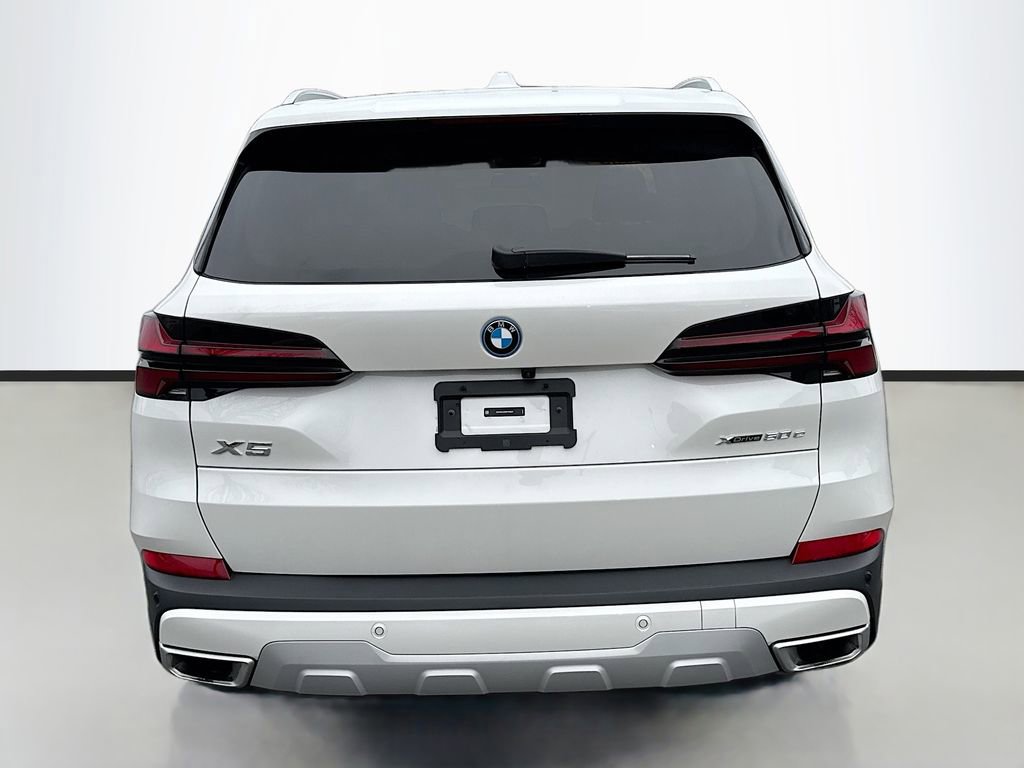 Used 2024 BMW X5 xDrive50e w/ Parking Assistance Package image 6