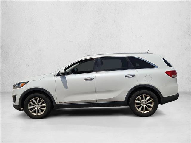 Used 2017 Kia Sorento AWD image 9
