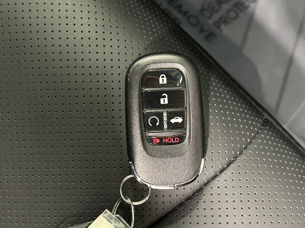 Used 2025 Honda Accord Touring image 30