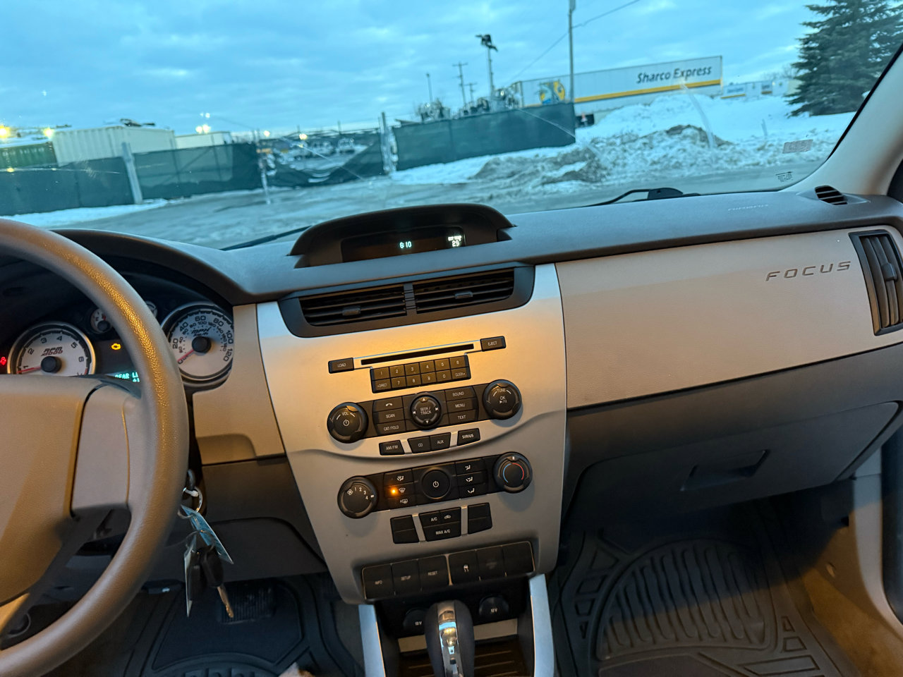 Used 2011 Ford Focus SE image 18