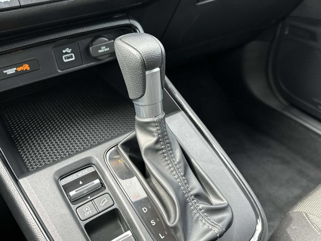 Certified 2025 Honda CR-V LX image 27