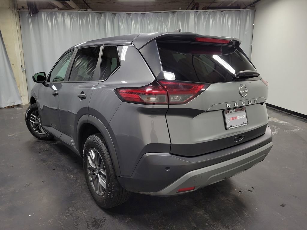 Used 2023 Nissan Rogue S image 6