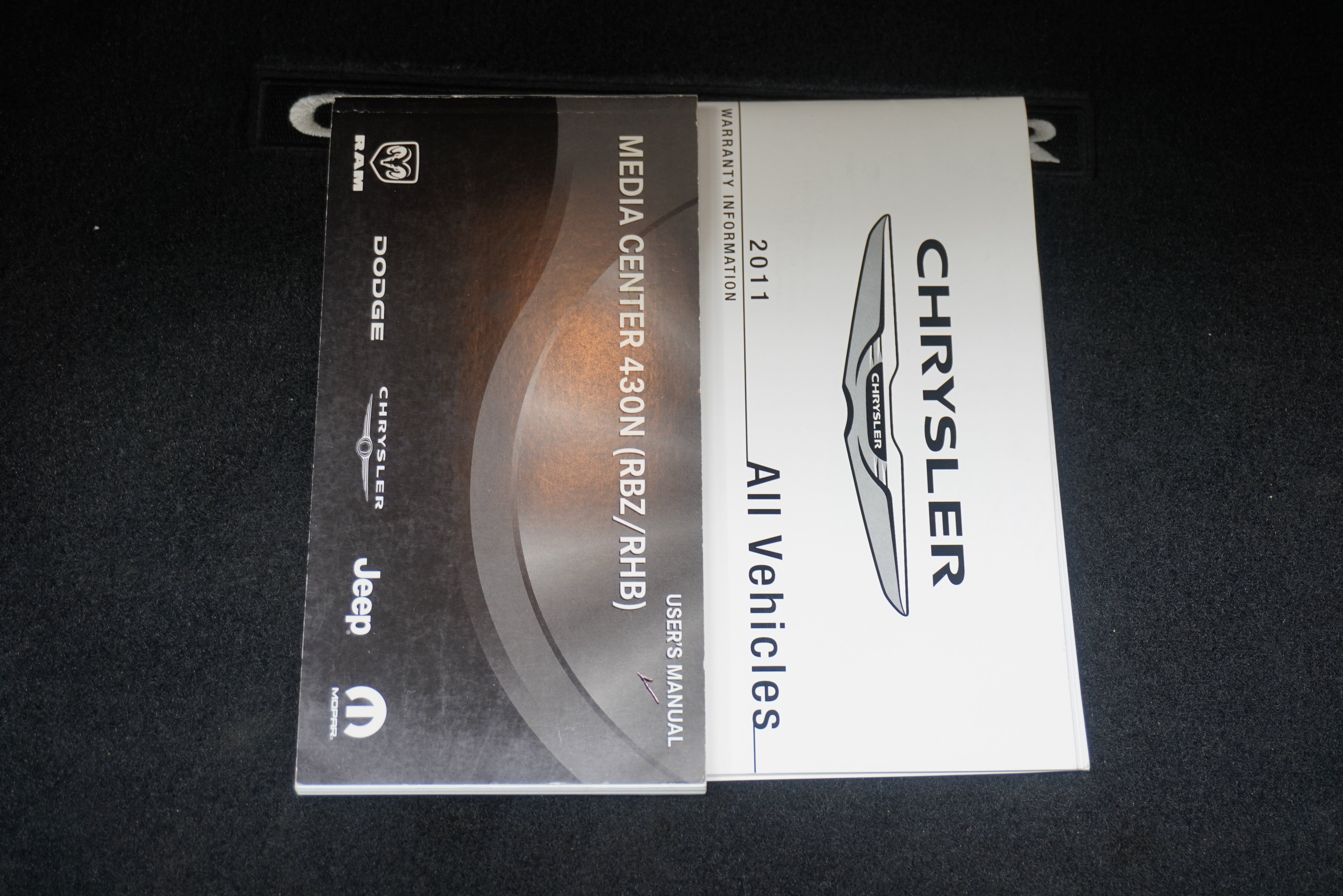 Used 2011 Chrysler 200 Limited FWD image 25