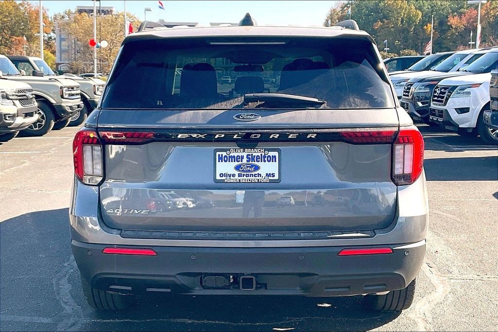 New 2026 Ford Explorer Active image 4