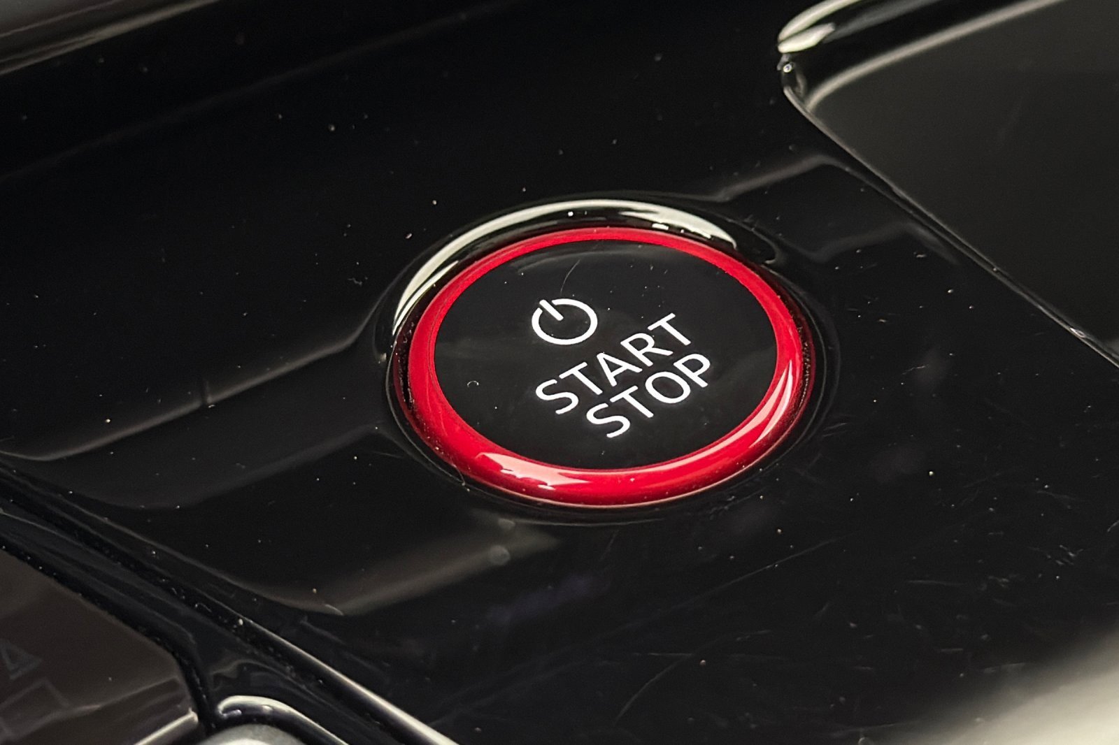 Certified 2025 Audi RS e-tron GT performance image 21