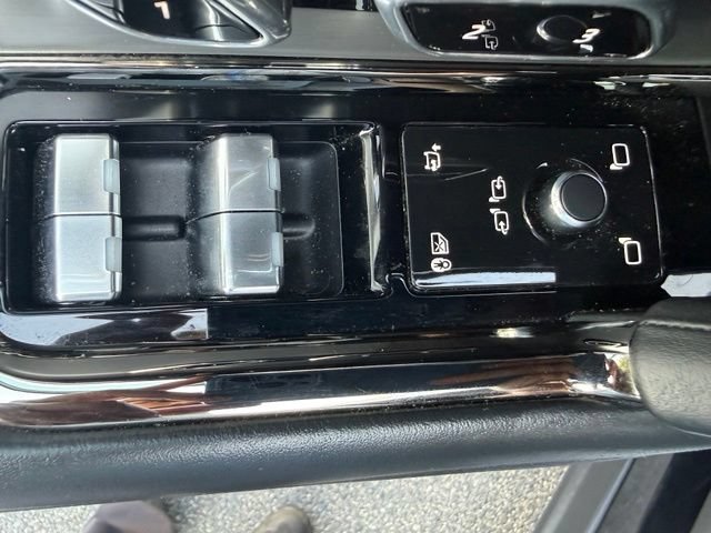 Used 2024 Land Rover Range Rover Sport Dynamic SE AWD/4WD image 18