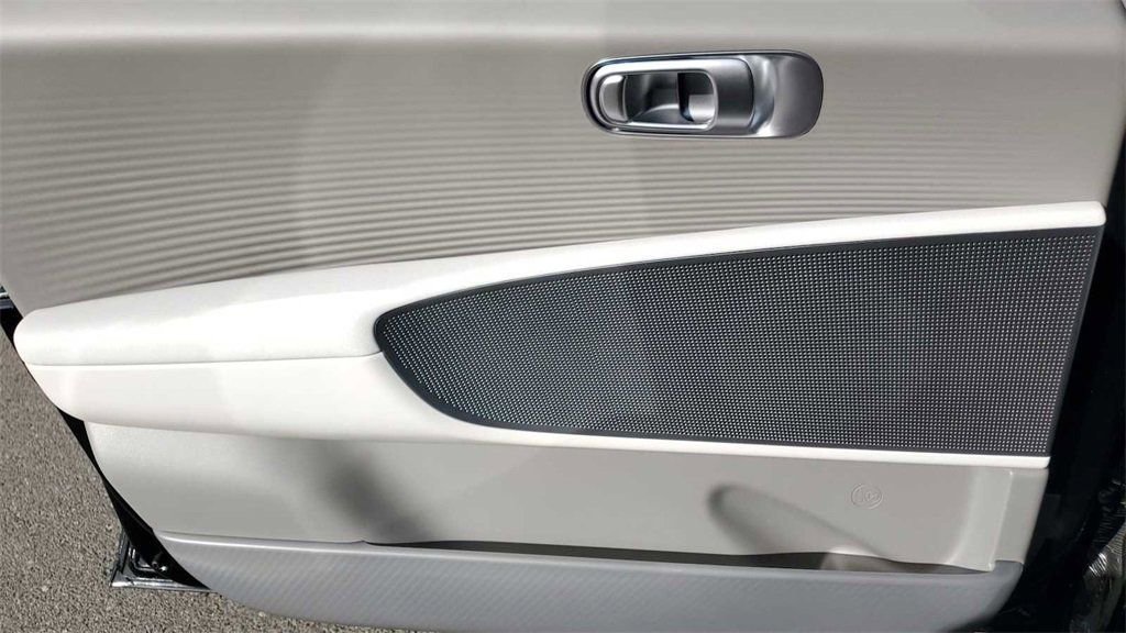 New 2025 Hyundai Ioniq 6 SEL image 26