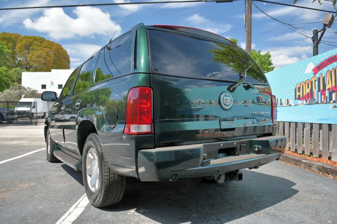 Used 2002 Cadillac Escalade AWD image 11