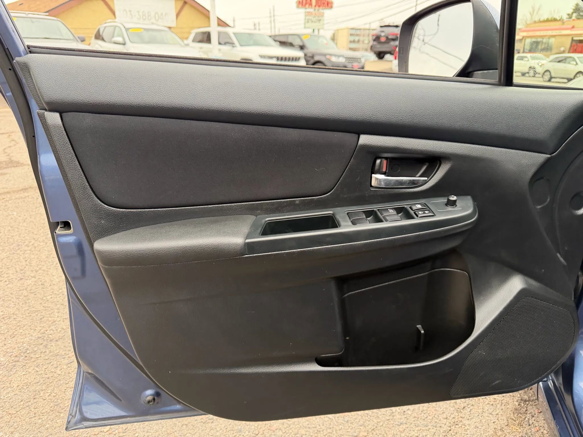 Used 2013 Subaru Impreza 2.0i Premium w/ All-Weather Pkg image 12