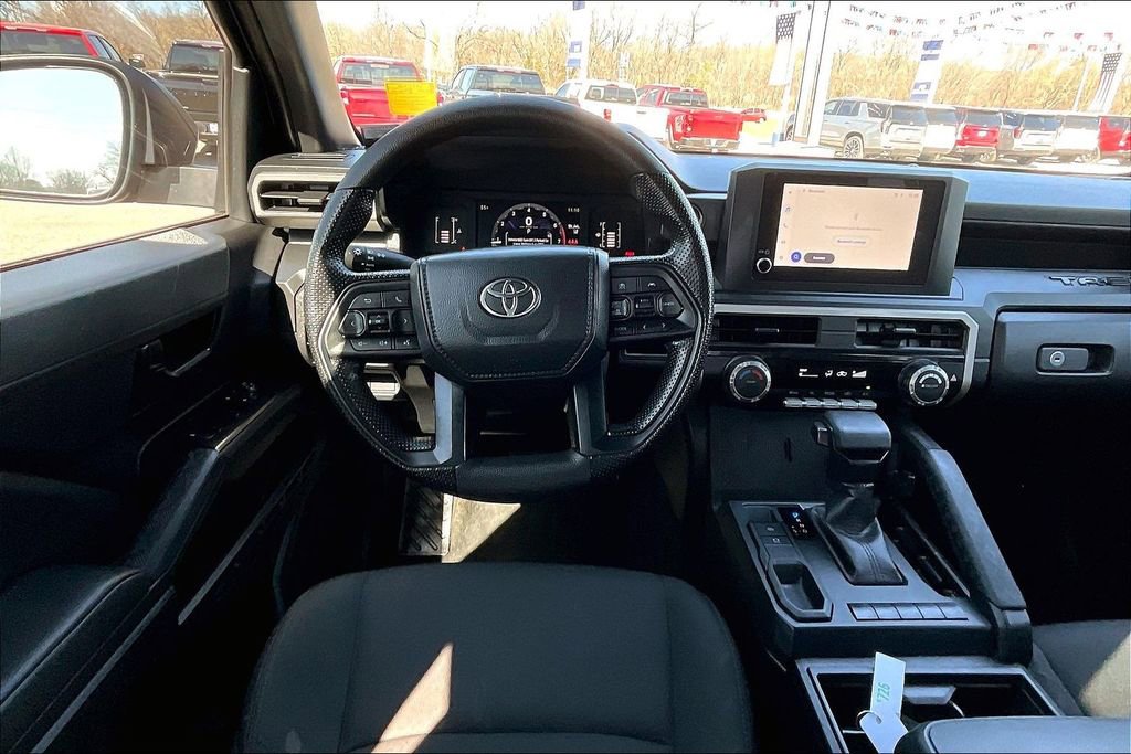 Used 2024 Toyota Tacoma SR image 5