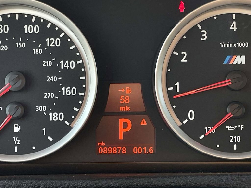 Used 2014 BMW X6 M image 15