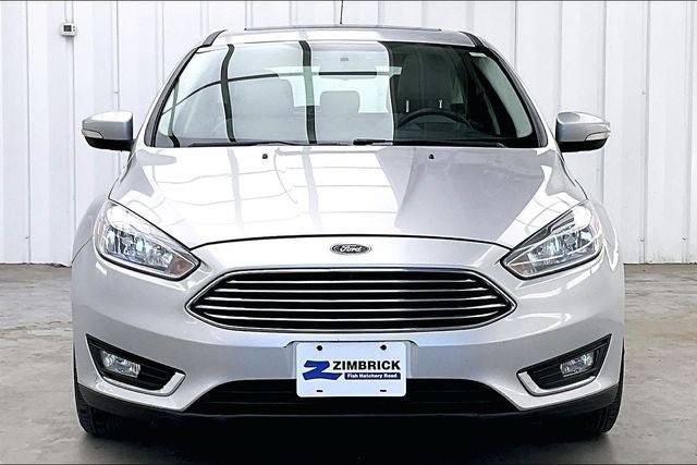 Used 2018 Ford Focus Titanium FWD image 3