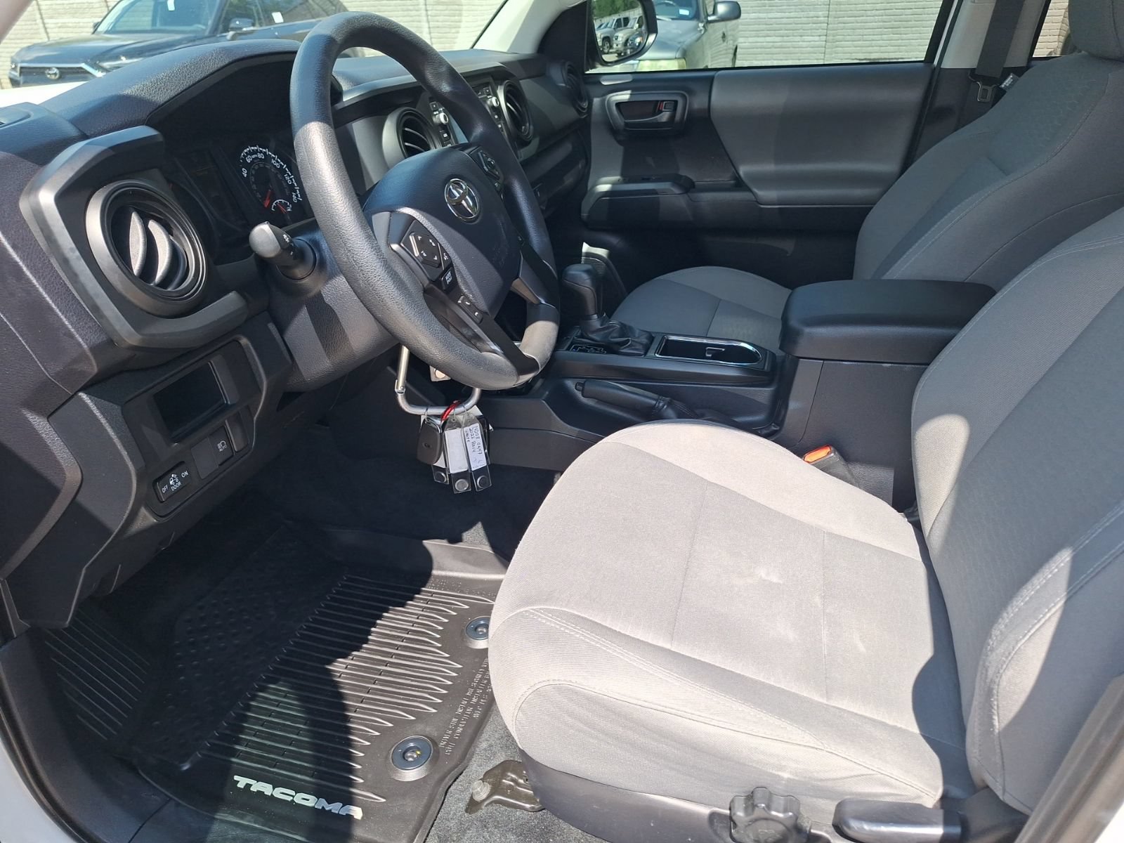 Used 2019 Toyota Tacoma SR w/ SR Convenience Package RWD image 13