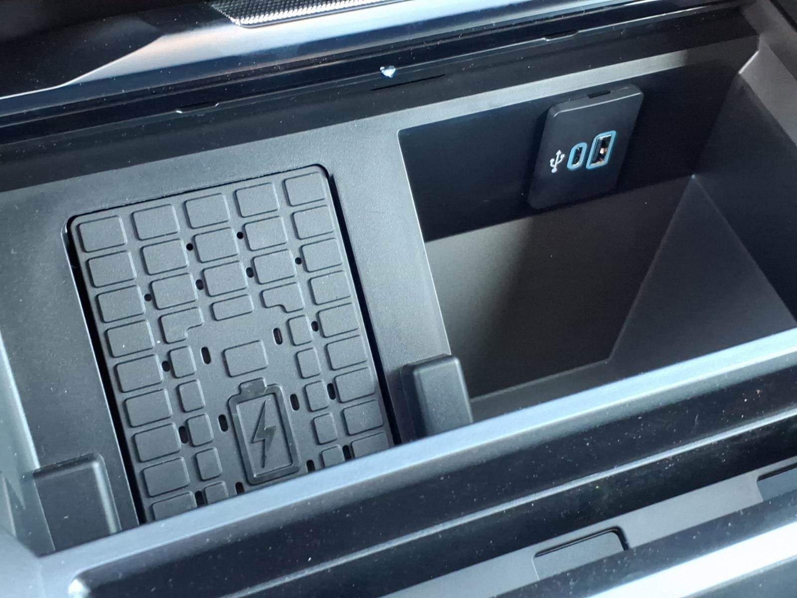 New 2026 Ford F250 Platinum image 13