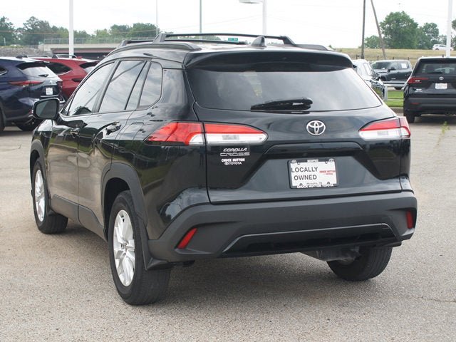Used 2023 Toyota Corolla Cross LE FWD image 14