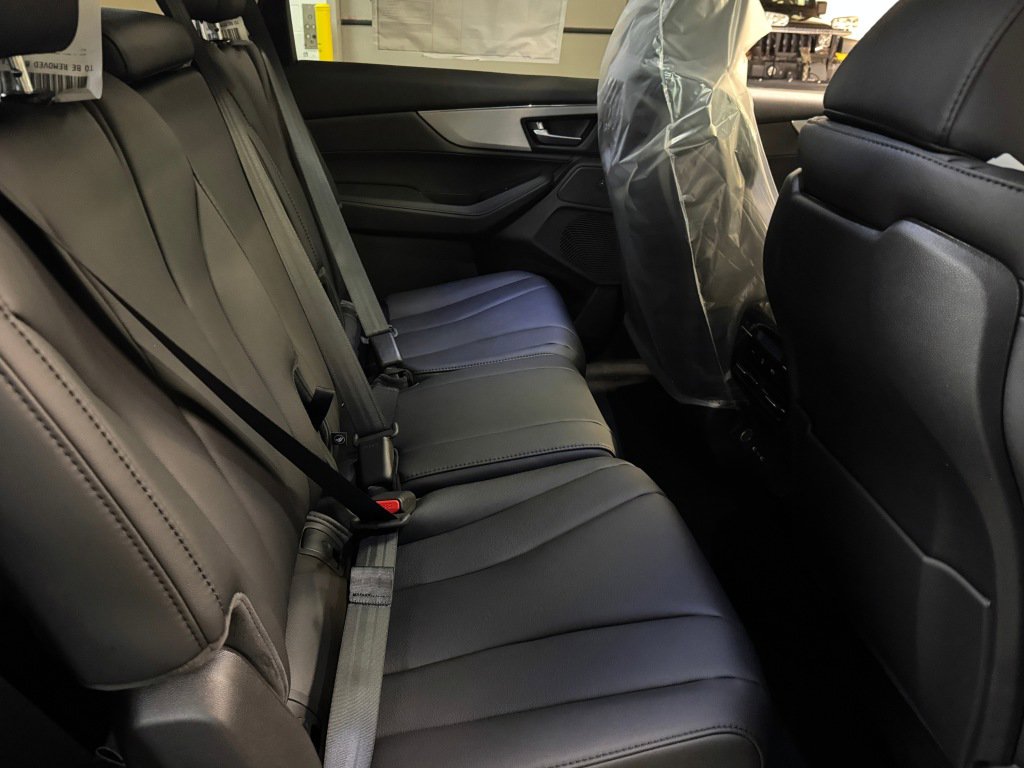 New 2026 Acura MDX SH-AWD image 35