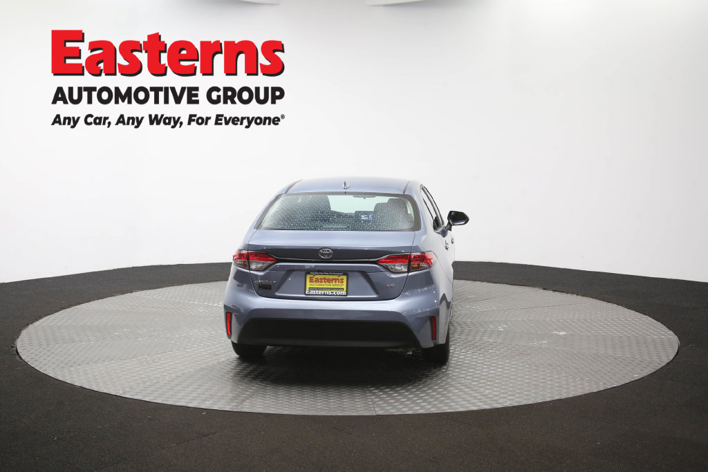 Used 2025 Toyota Corolla LE FWD image 40