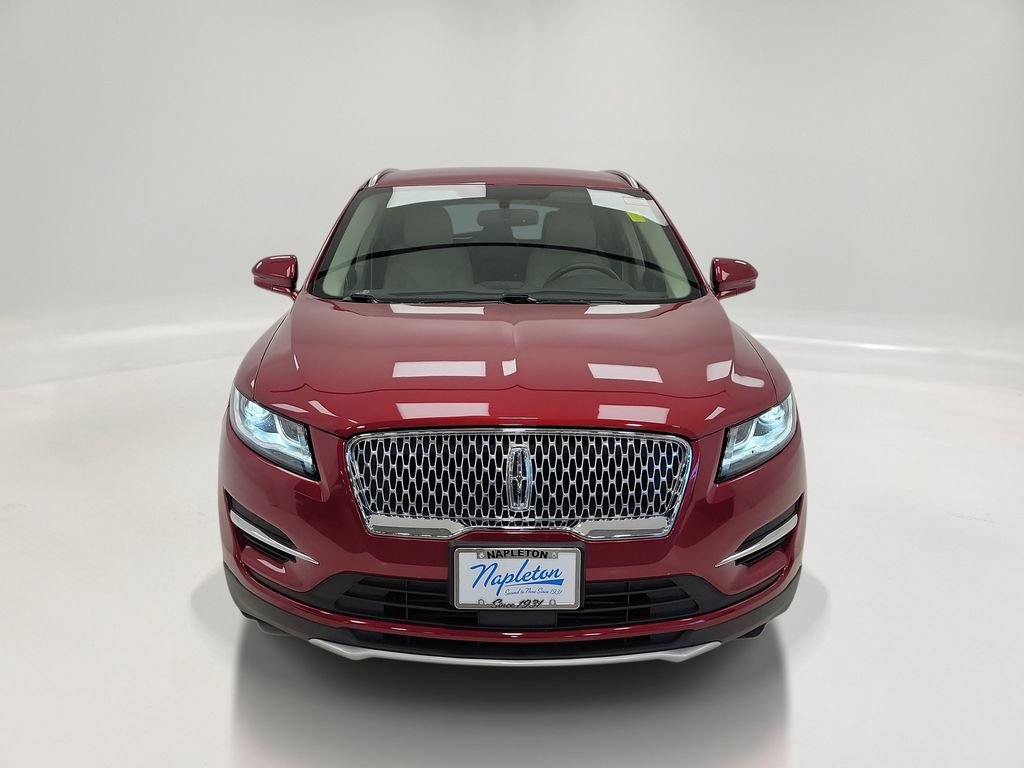 Used 2019 Lincoln MKC Premiere FWD image 2