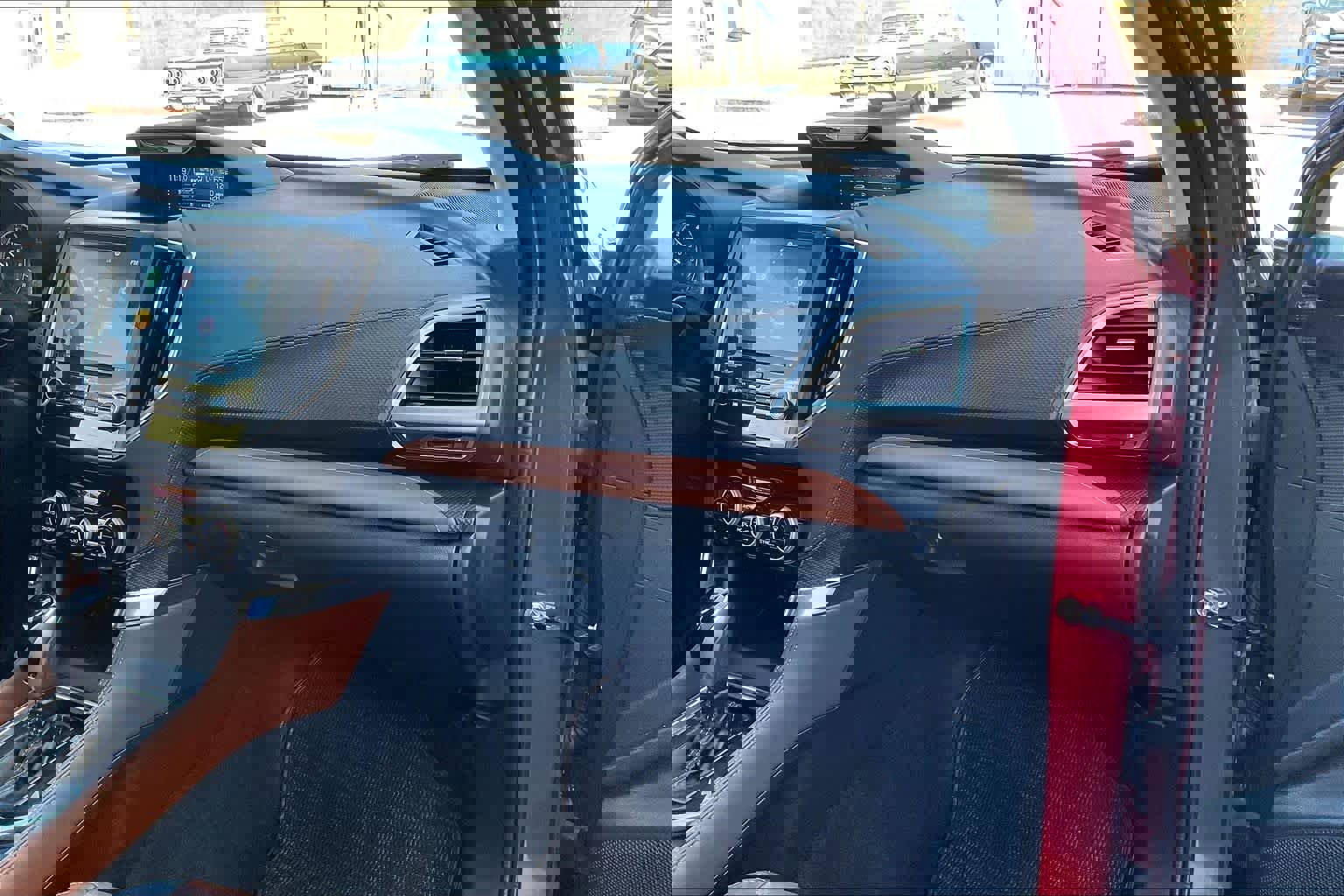 Used 2022 Subaru Forester Touring image 17