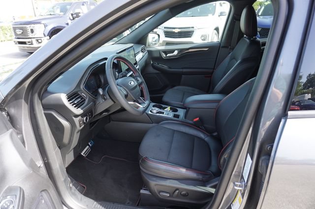 Certified 2023 Ford Escape ST-Line w/ Tech Pack #1 FWD image 24