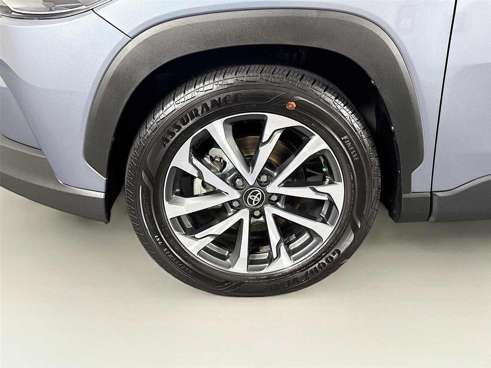 Certified 2025 Toyota Corolla Cross XLE FWD image 39