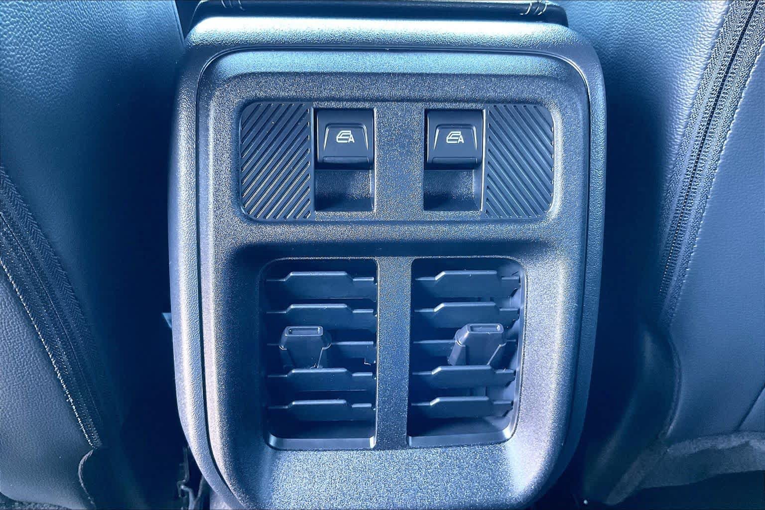 Used 2025 Ford Bronco Outer Banks AWD/4WD image 28