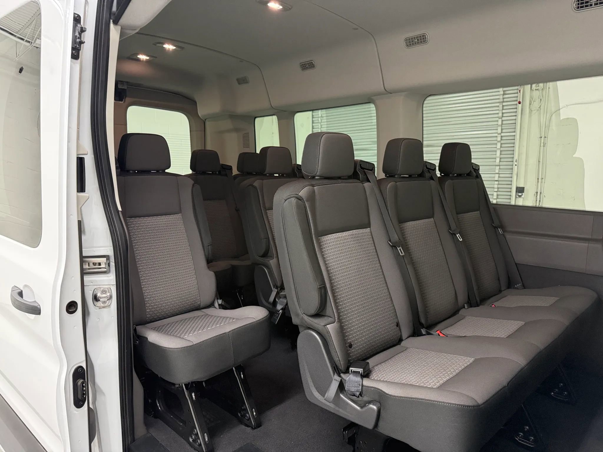 Used 2025 Ford Transit 350 XLT image 13