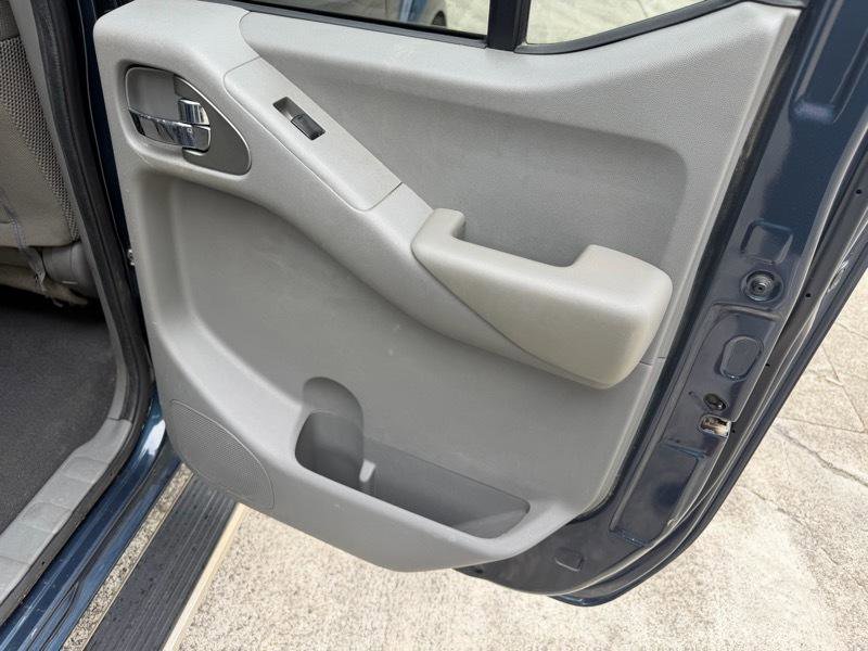 Used 2019 Nissan Frontier SV RWD image 26