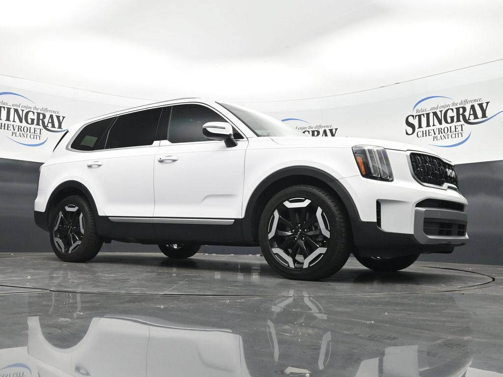 Used 2023 Kia Telluride EX FWD image 26