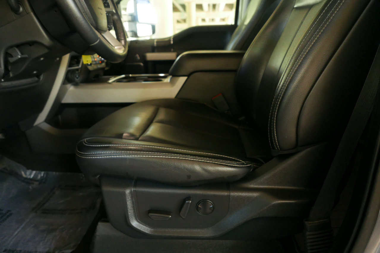 Used 2021 Ford F250 Lariat image 11