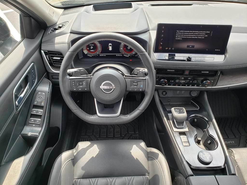 Used 2024 Nissan Rogue Platinum w/ Platinum Premium Package AWD/4WD image 15
