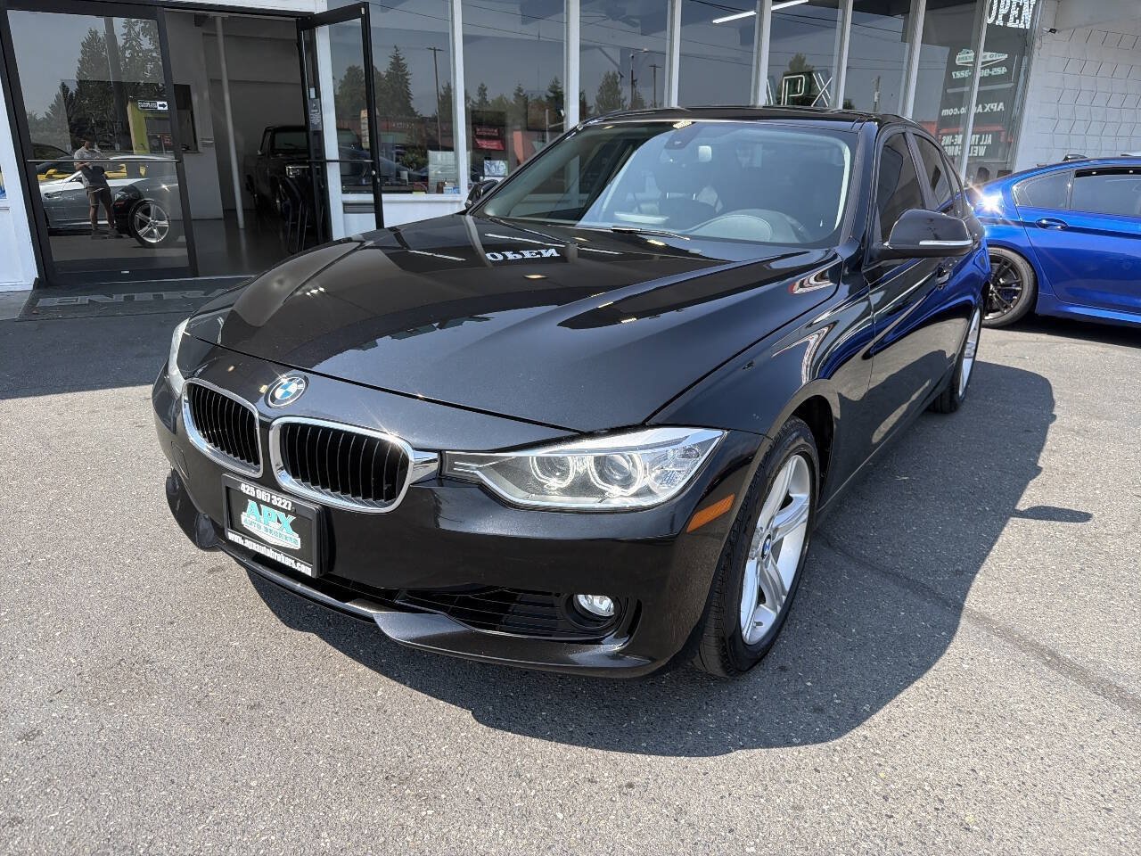 Used 2013 BMW 328i xDrive Sedan AWD/4WD image 1