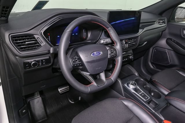 Used 2024 Ford Escape ST-Line w/ Tech Pack #1 AWD/4WD image 22