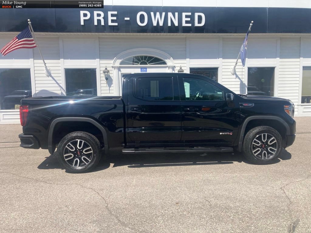 Used 2020 GMC Sierra 1500 AT4 w/ AT4 Premium Package AWD/4WD image 4