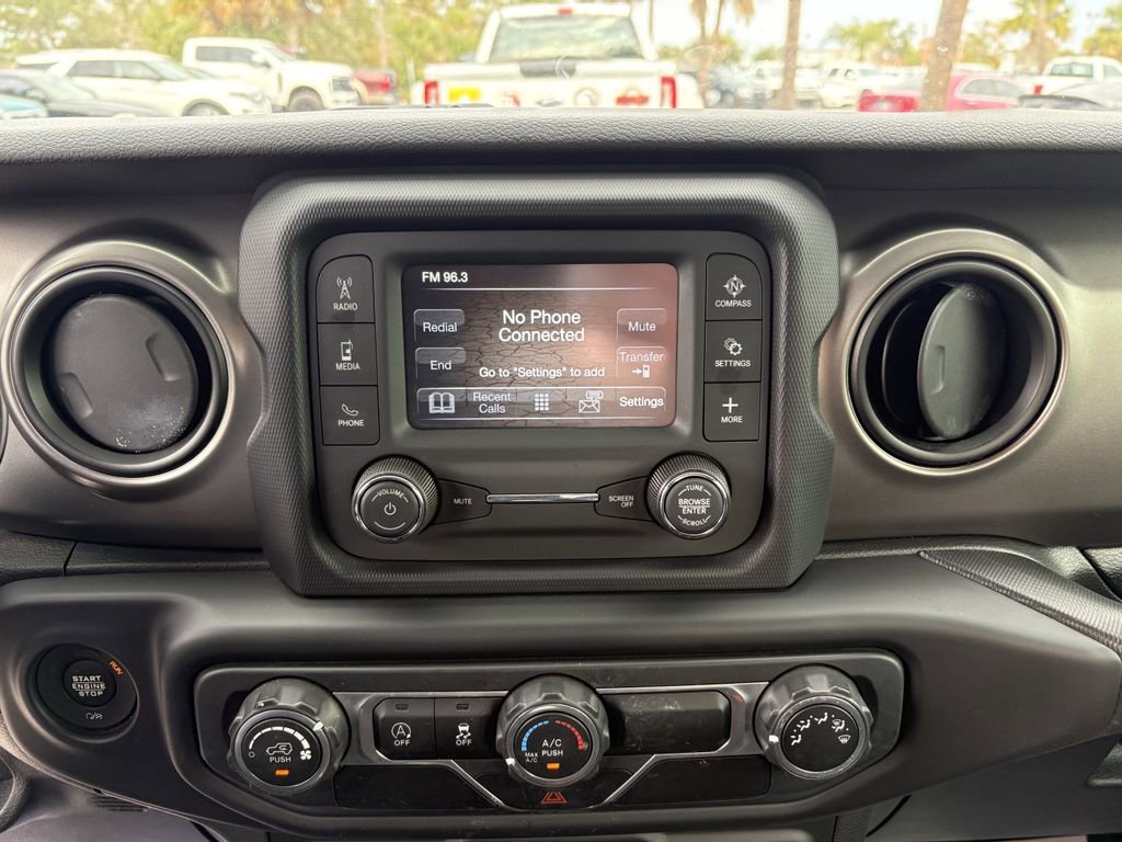 Used 2019 Jeep Wrangler Sport image 25