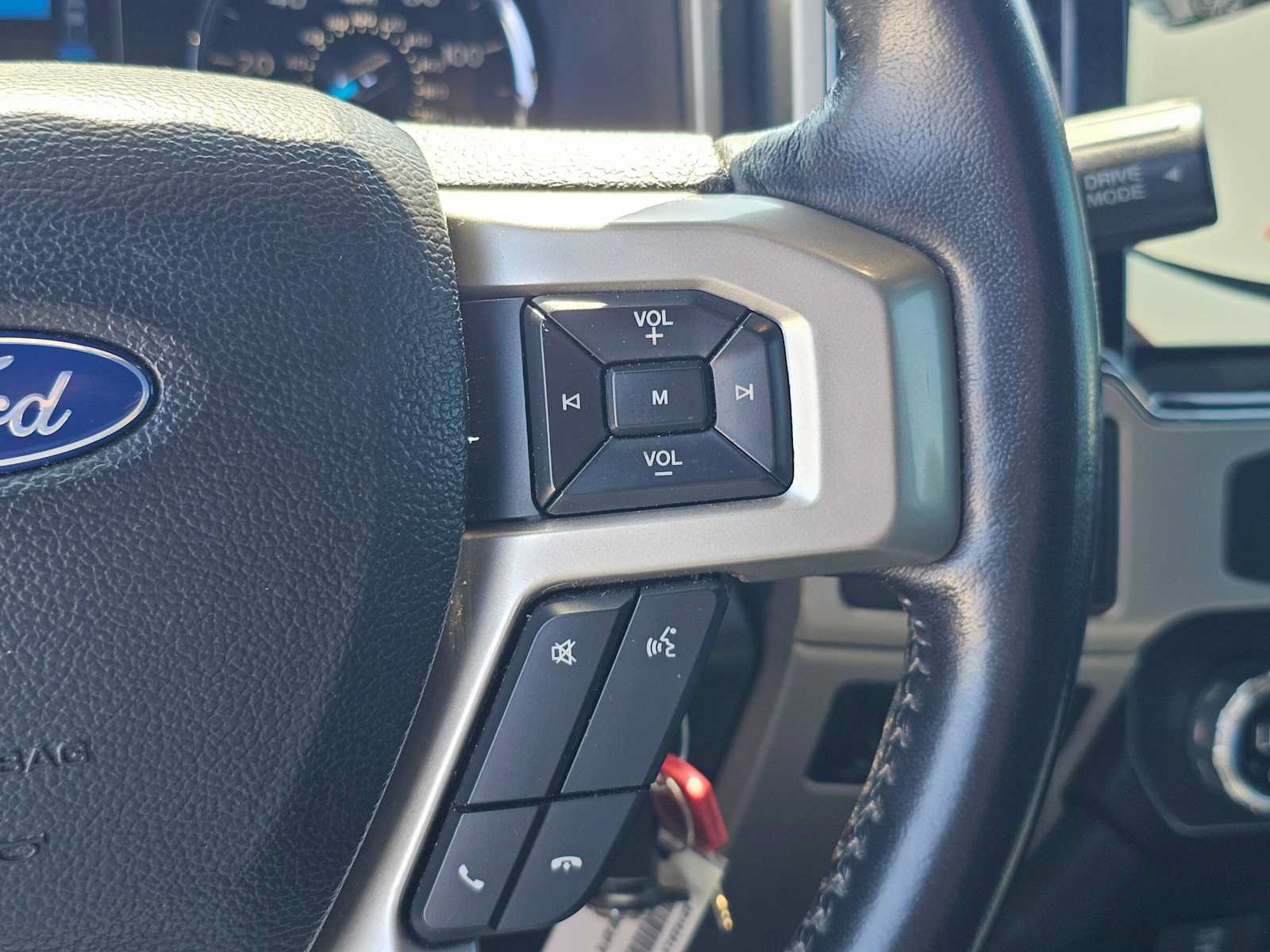 Used 2022 Ford F350 Lariat AWD/4WD image 30