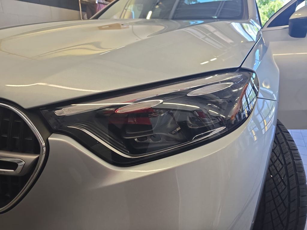 Certified 2023 Mercedes-Benz GLC 300 image 34