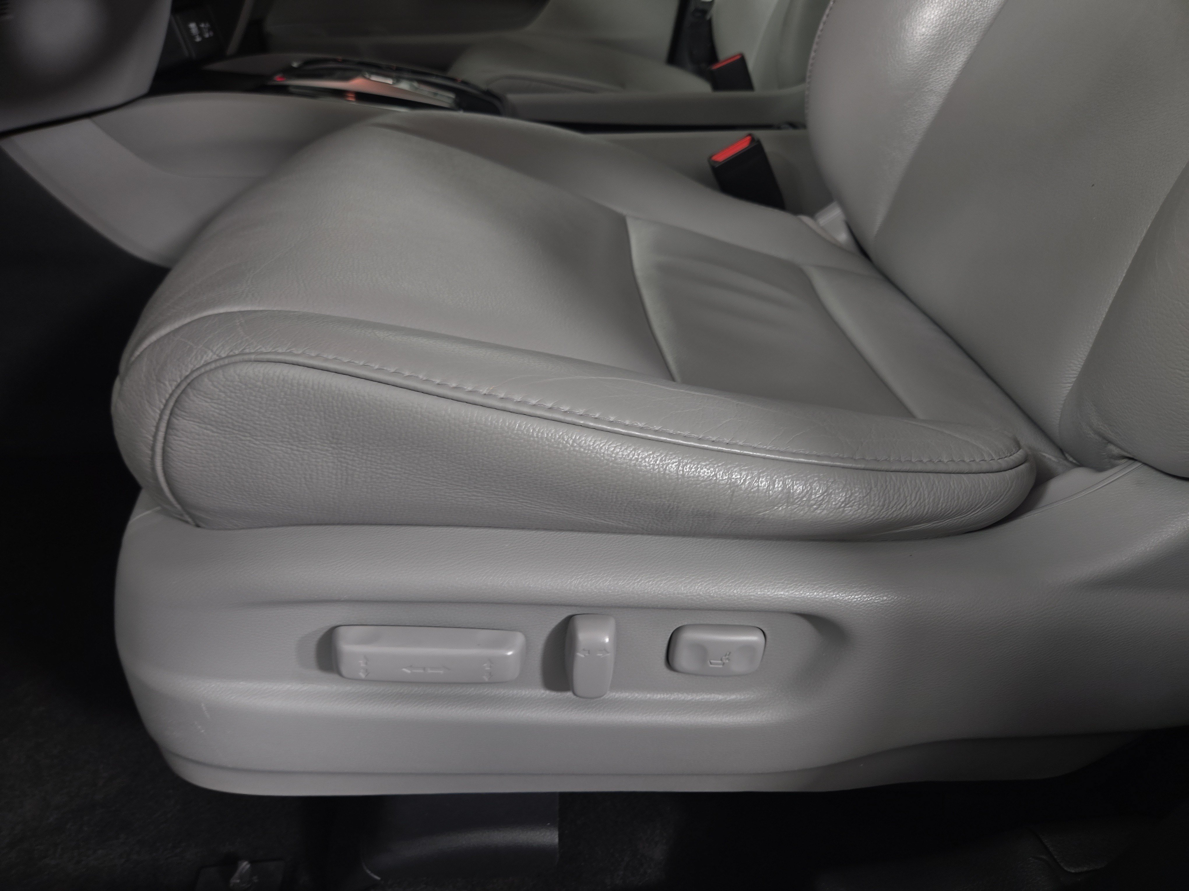Used 2022 Honda Pilot Touring image 32