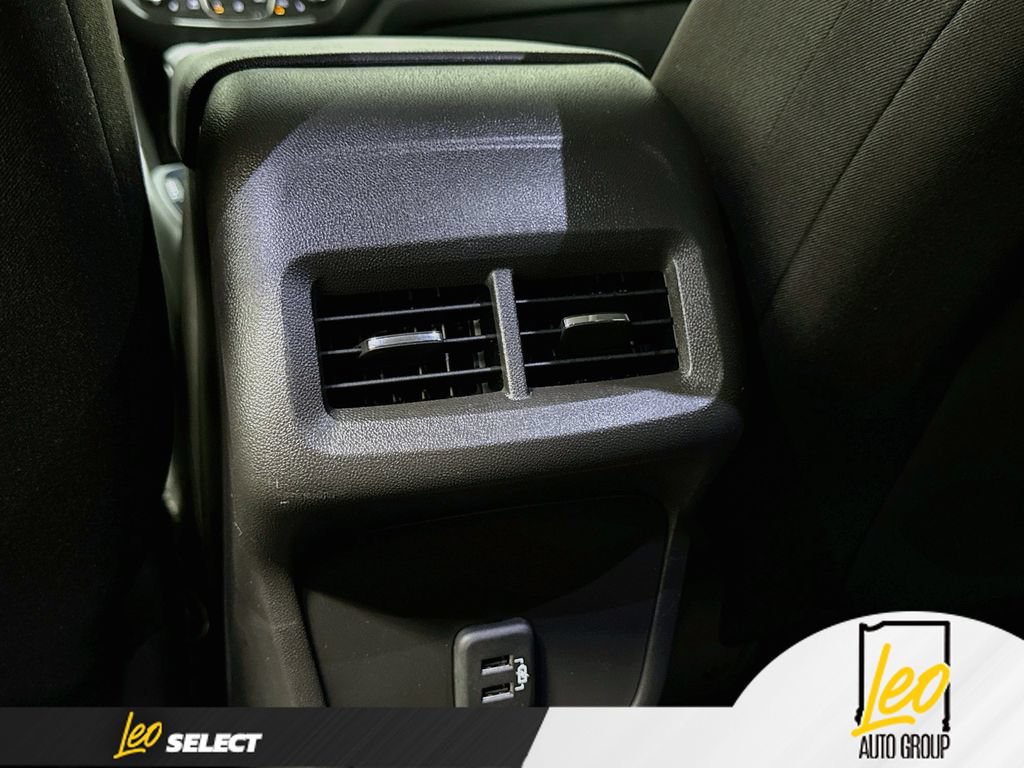 Used 2024 Chevrolet Equinox LT FWD image 28
