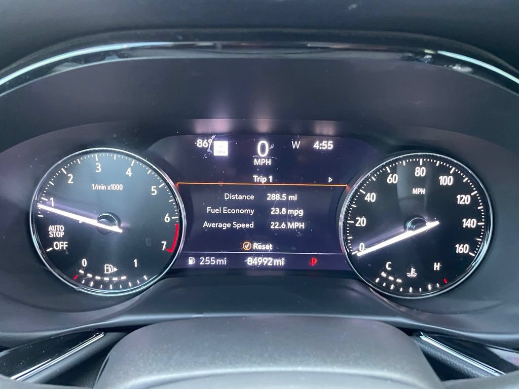 Used 2022 Buick Envision Avenir w/ Technology Package II FWD image 7