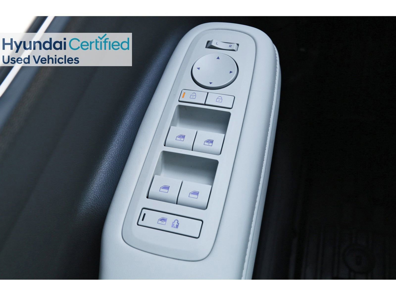 Certified 2025 Hyundai Santa Fe SEL image 25