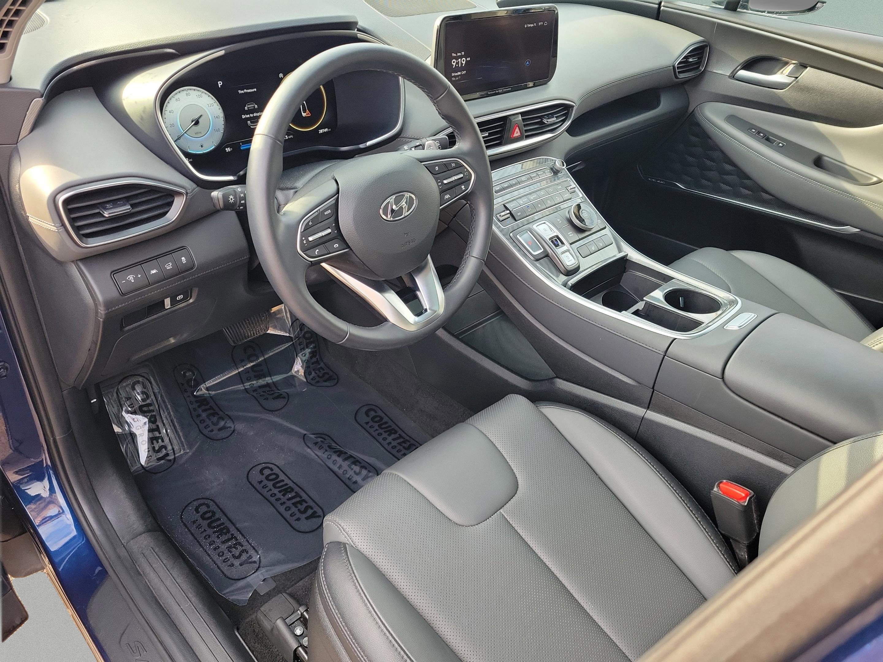 Used 2023 Hyundai Santa Fe SEL w/ Premium Package image 22