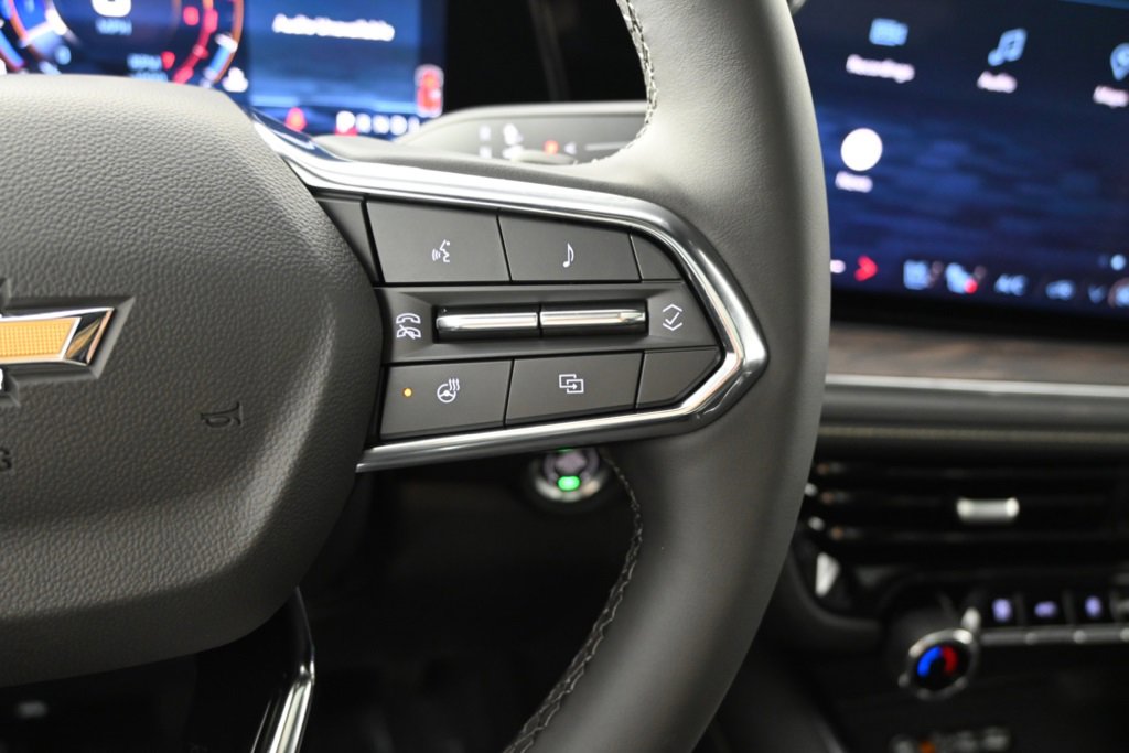 New 2026 Chevrolet Suburban Premier image 40