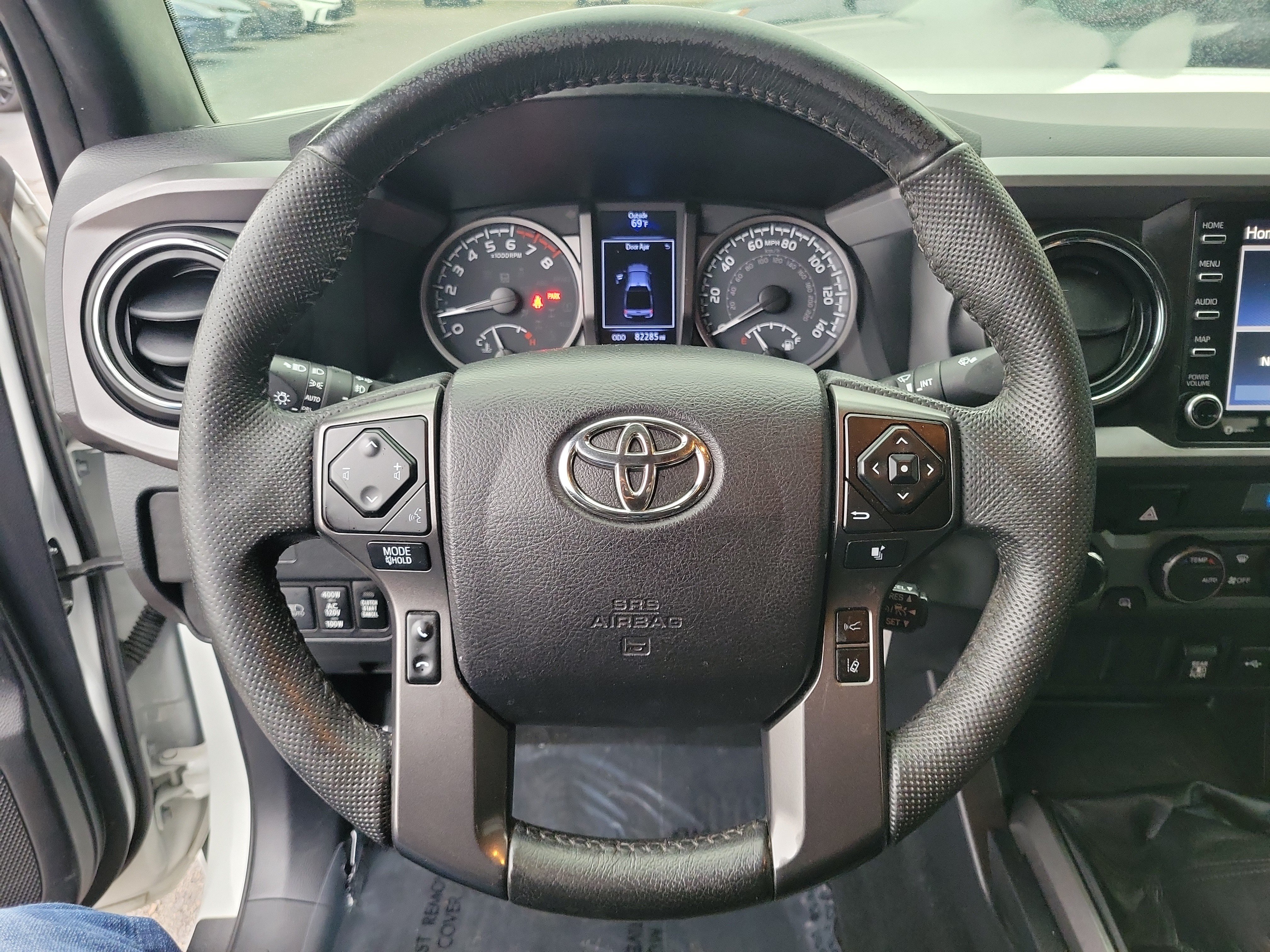 Used 2021 Toyota Tacoma TRD Off-Road AWD/4WD image 21
