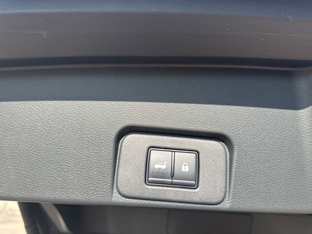 Certified 2024 Nissan Rogue SV image 12