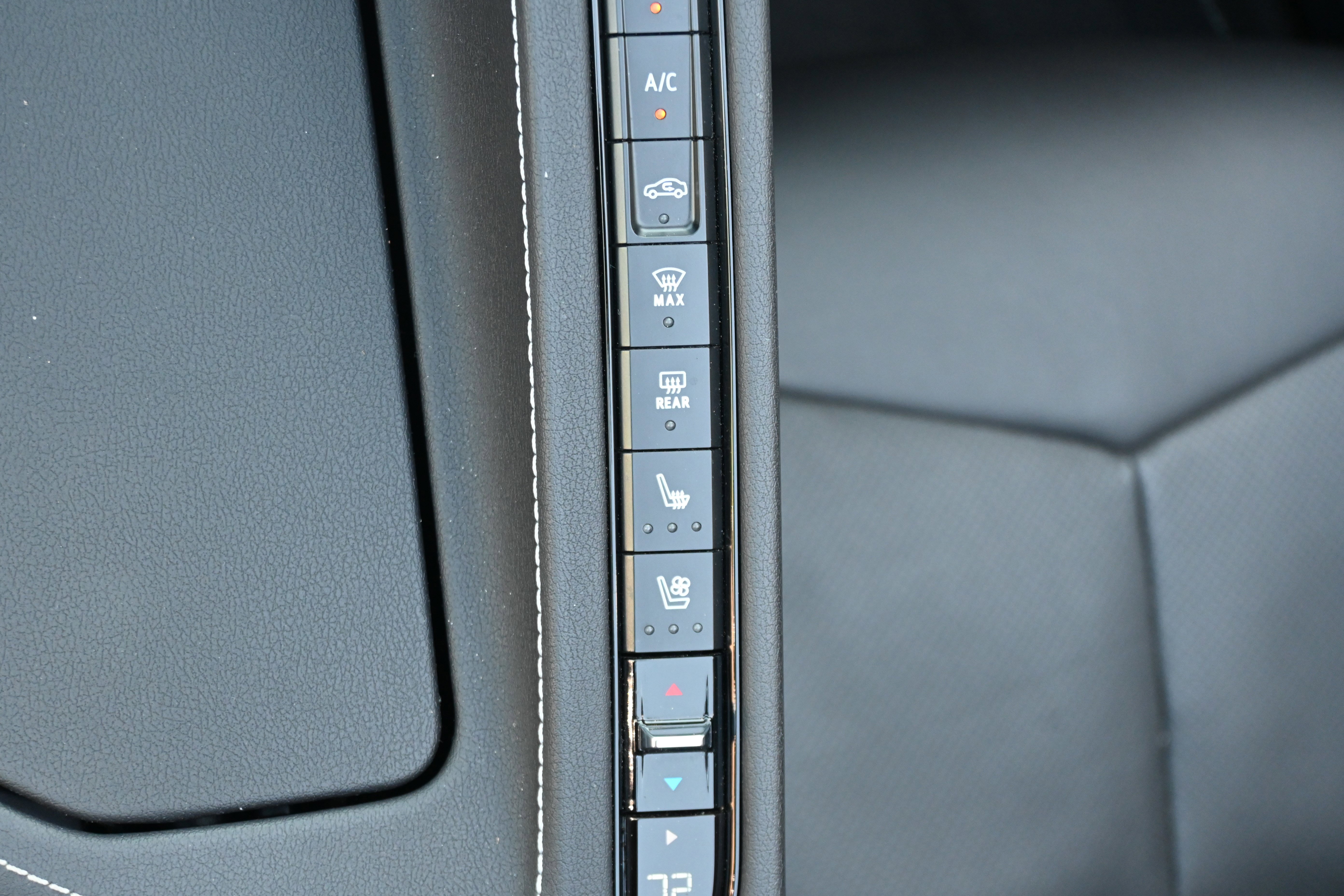 Used 2023 Chevrolet Corvette Stingray Preferred Conv w/ Z51 Performance Package image 30