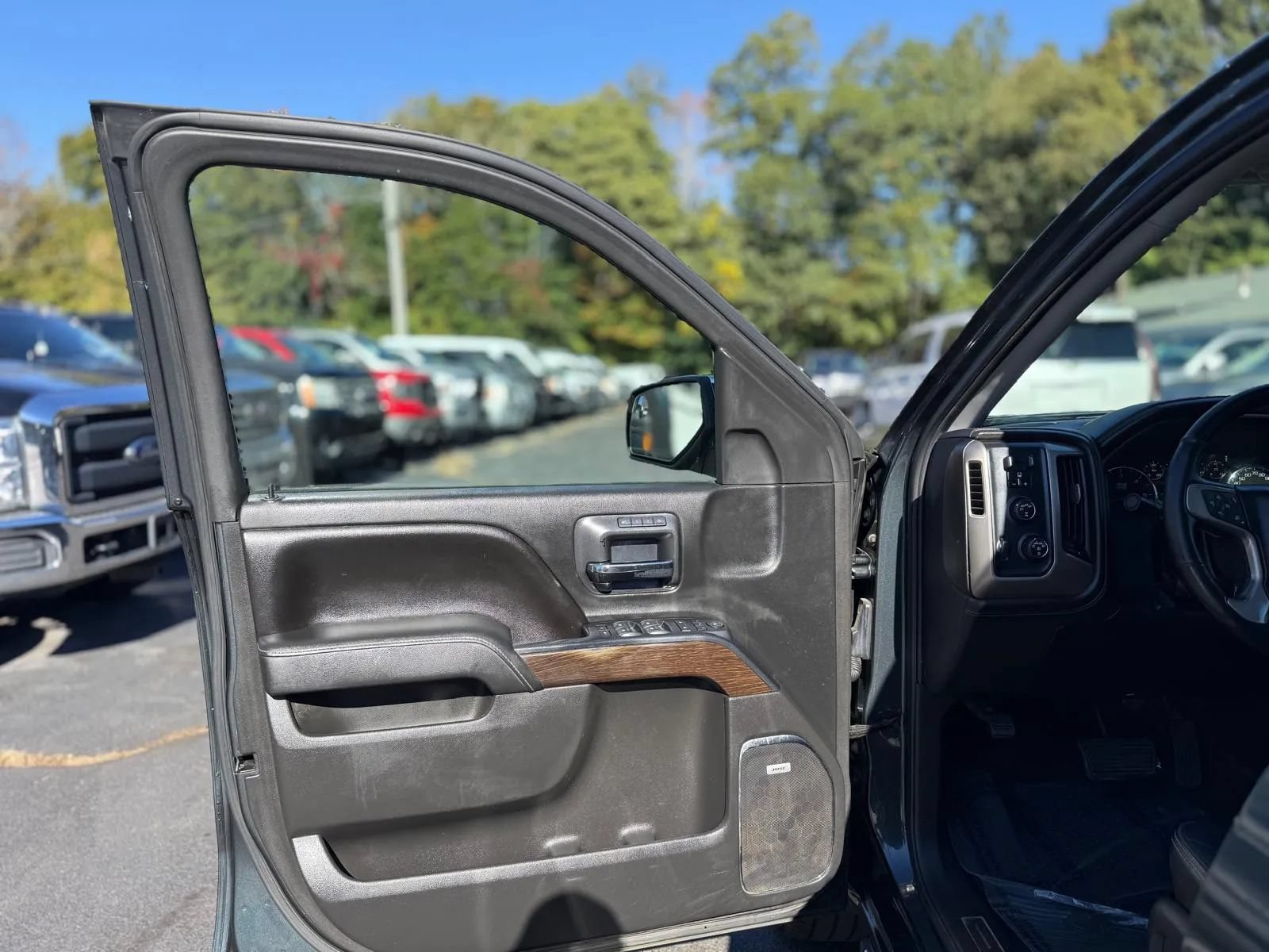 Used 2017 GMC Sierra 1500 Denali w/ Denali Ultimate Package AWD/4WD image 13