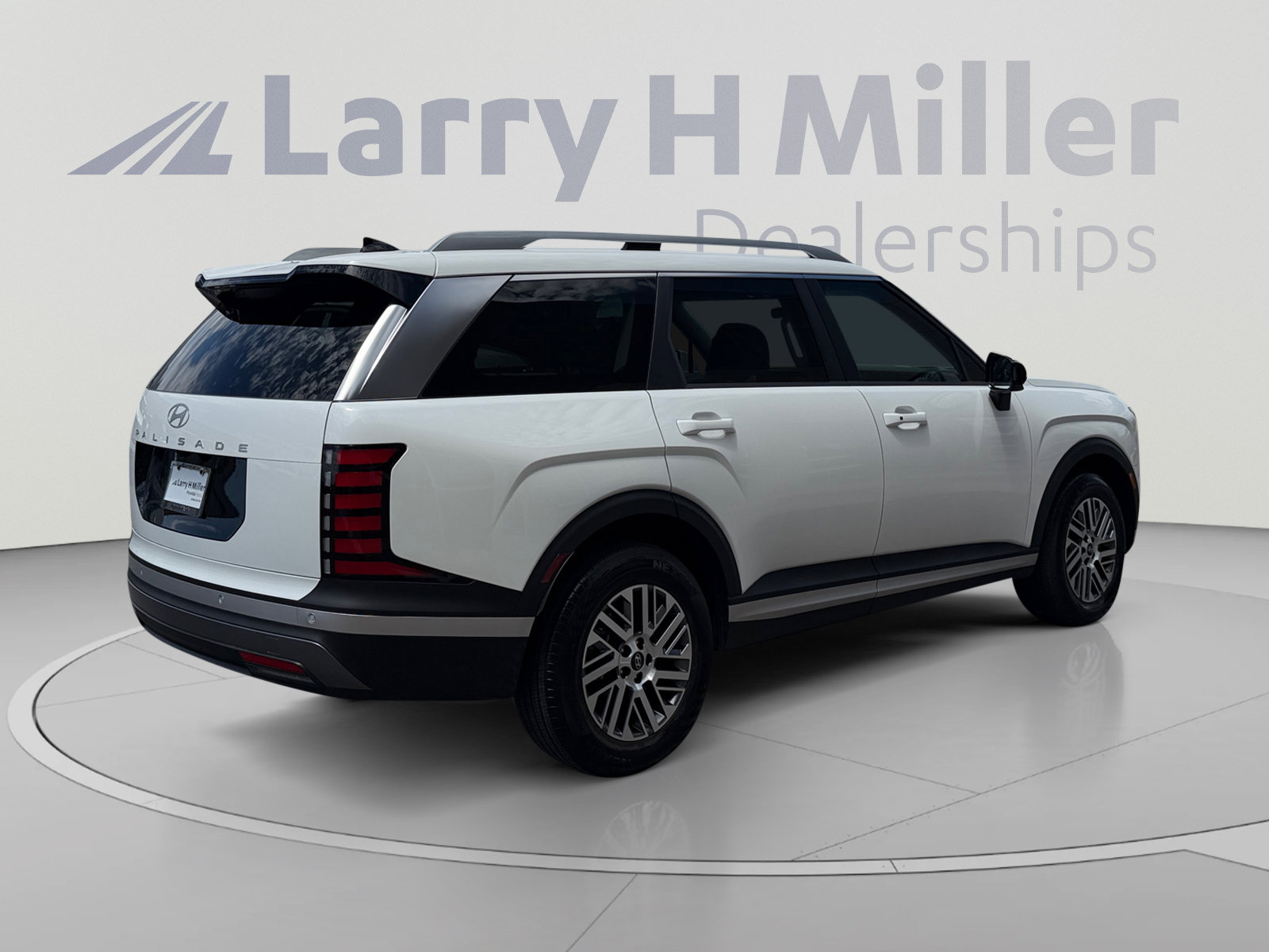 Certified 2026 Hyundai Palisade SEL FWD image 5