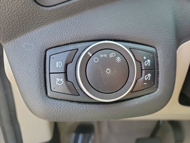 Used 2016 Ford Escape SE w/ Equipment Group 201A image 18